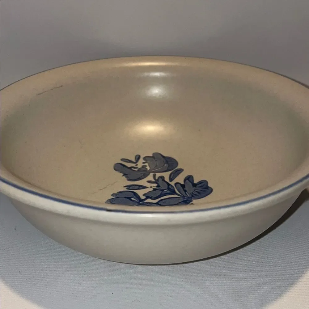 Elegant Blue Floral Dinnerware Bowl
